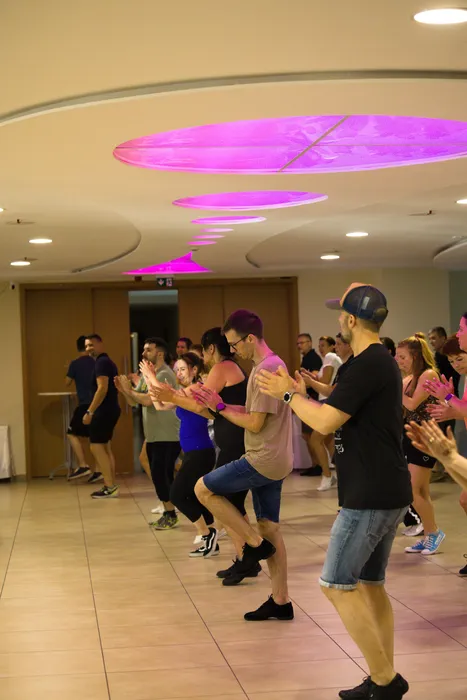galeria-salsa-ora-studio Salsa tánc óra a Salsa Revolution wellness hétvégéjén